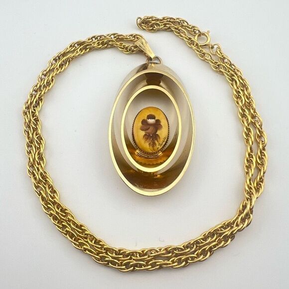 Vintage Painted Rose Cameo Pendant Necklace Gold Tone Statement Retro - Picture 1 of 6